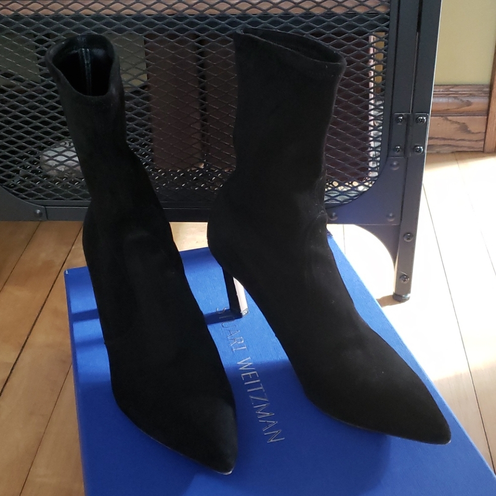 Stuart Weitzman suede Rapture boots sz 8